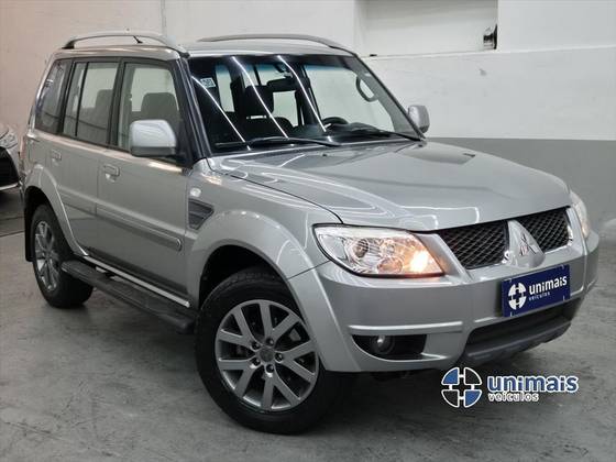 MITSUBISHI PAJERO TR4 2.0 4X2 16V 140CV FLEX 4P MANUAL